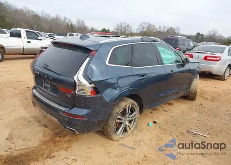 2018 Volvo Xc60 T6 Momentum z USA, uszkodzony, nr VIN YV4A22RK9J1044179